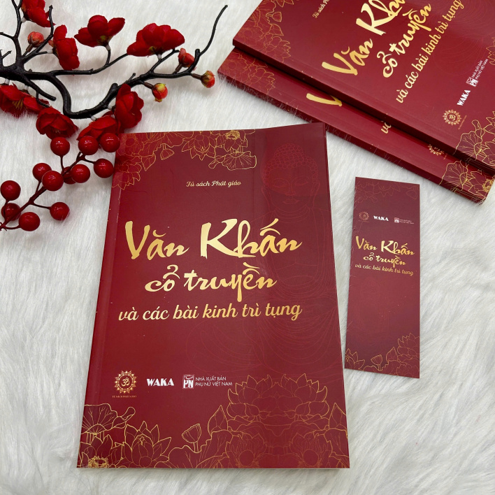 Sách tôn giáo - tâm linh: Văn khấn cổ truyền và các bài kinh trì tụng 
